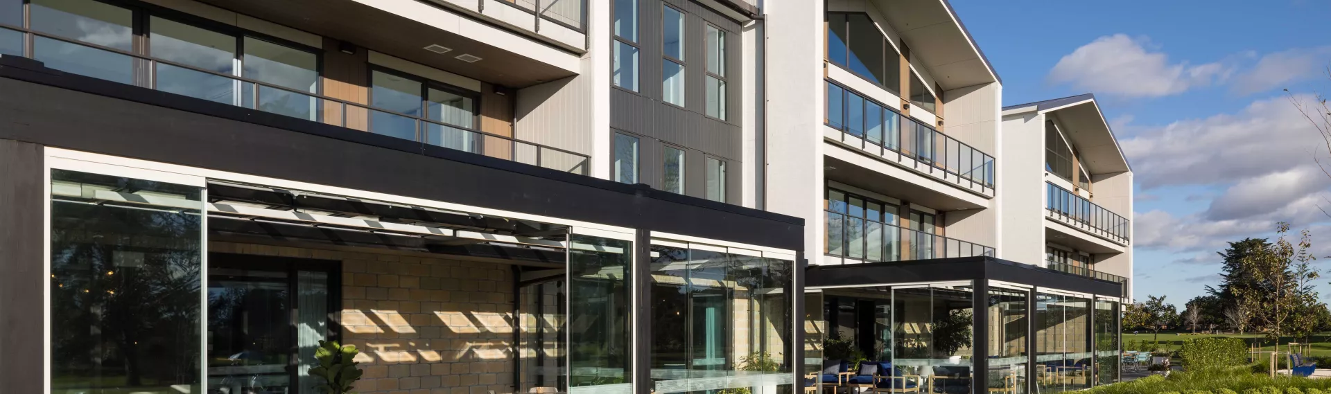 5 Track Slidetec Frameless Glass Doors