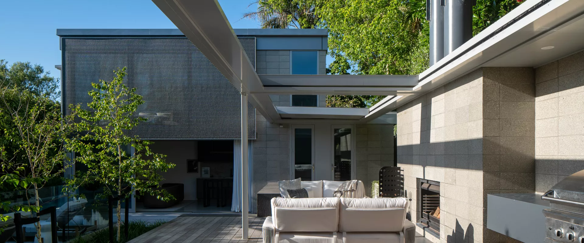 220/35 Slimline Pivot Roof