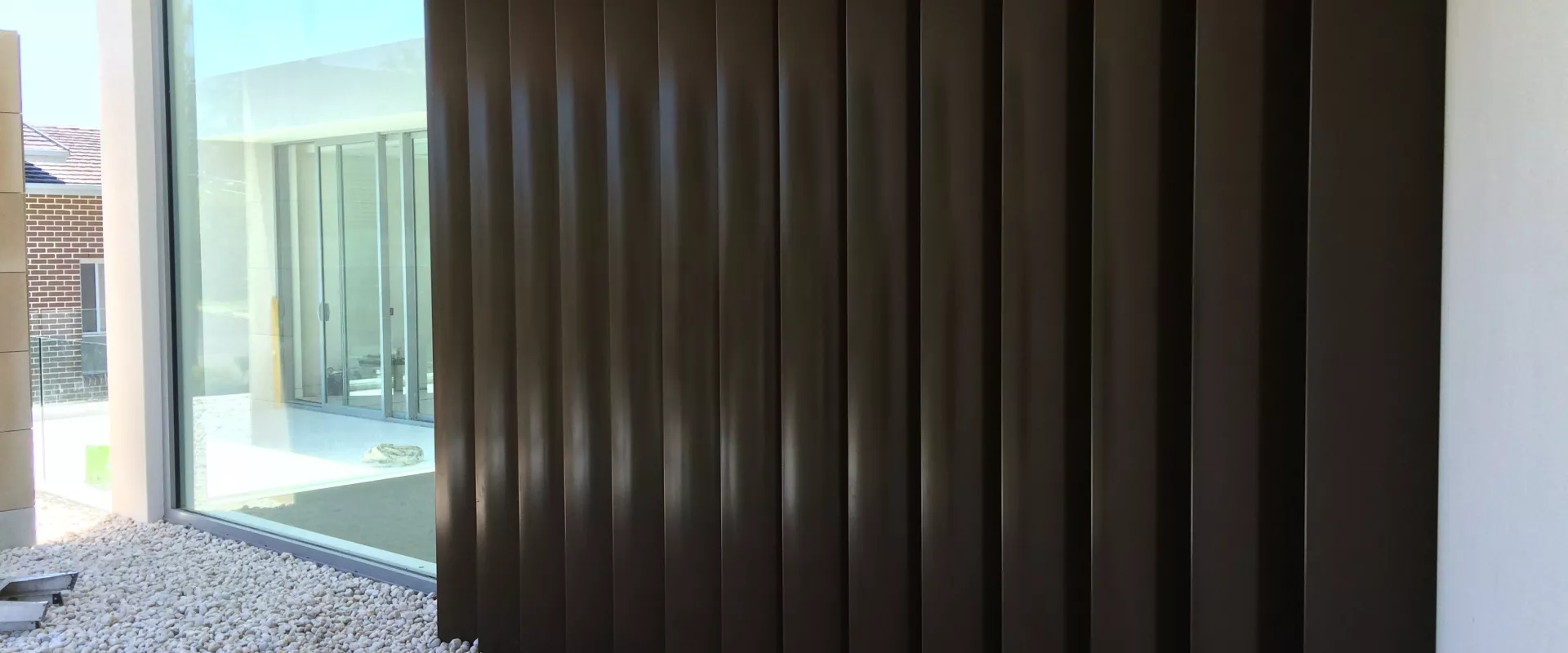 300mm Maxi Louvres - Bracket Fixed