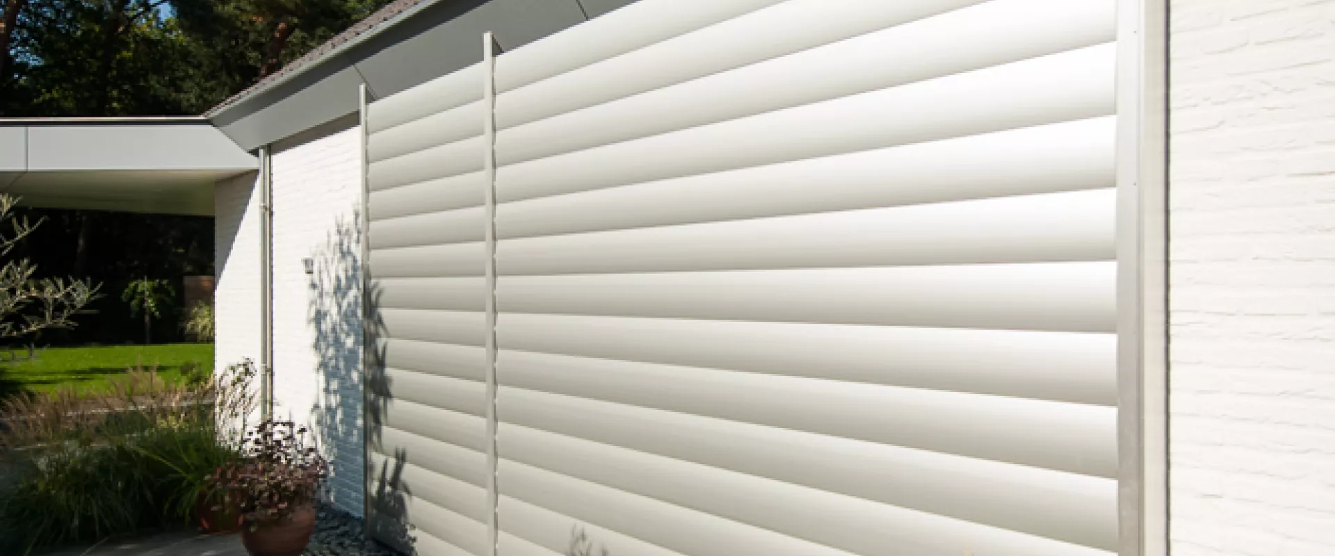 150mm Midi Louvres as motorised panels
