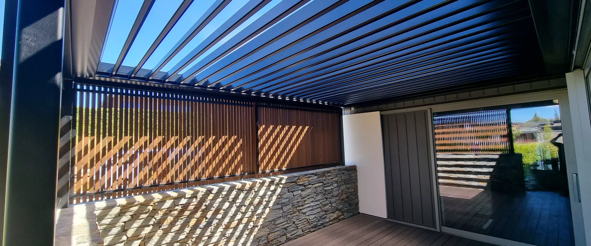 220/45 Alpine Roof