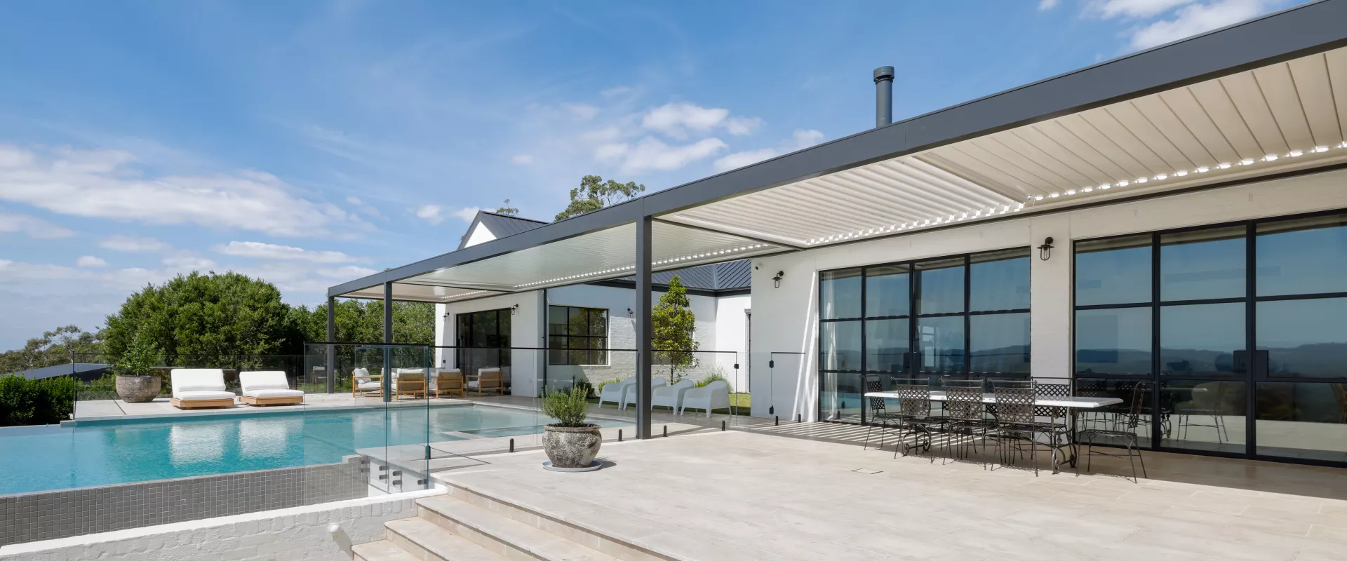 Opening Roofs by Louvretec 