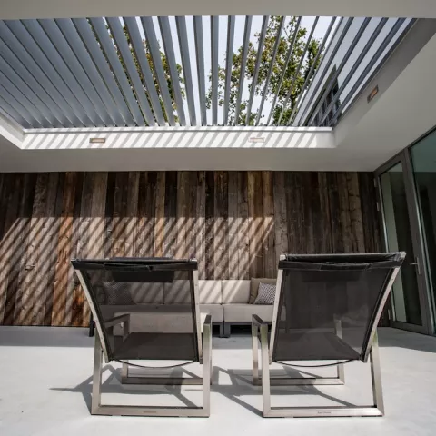 Outdoor Living_Louvretec International