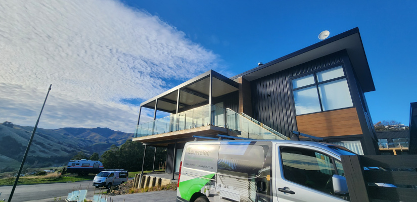 Louvretec Canterbury