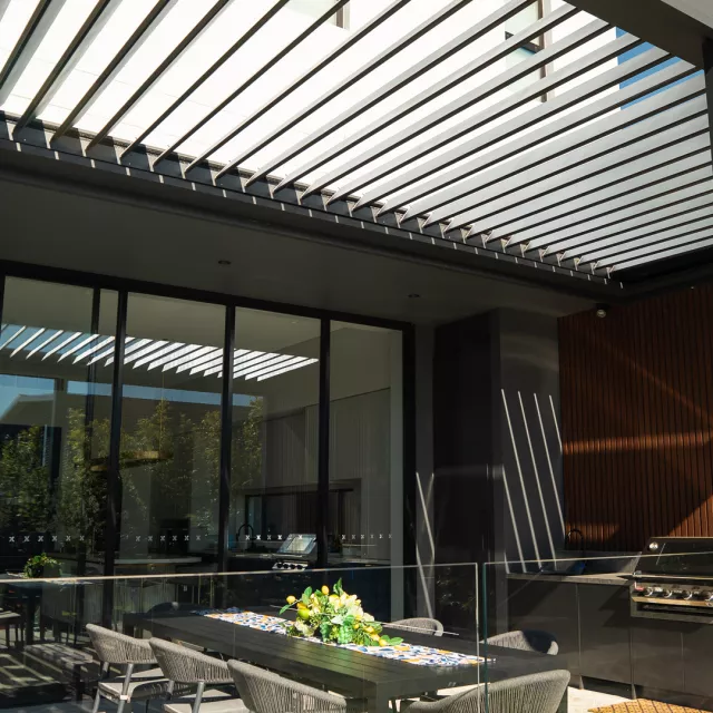 Louvretec Opening Roof
