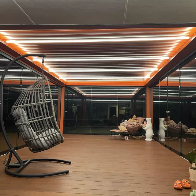 Blade Lighting