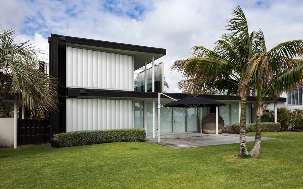Choose from 7 styles of Airfoil shaped Louvres