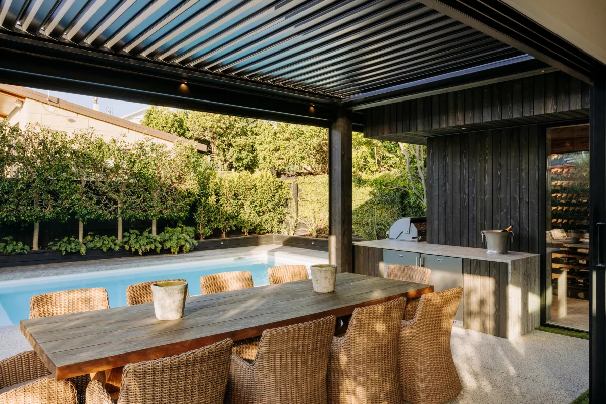 Outdoor Living, by Louvretec Bay of Plenty