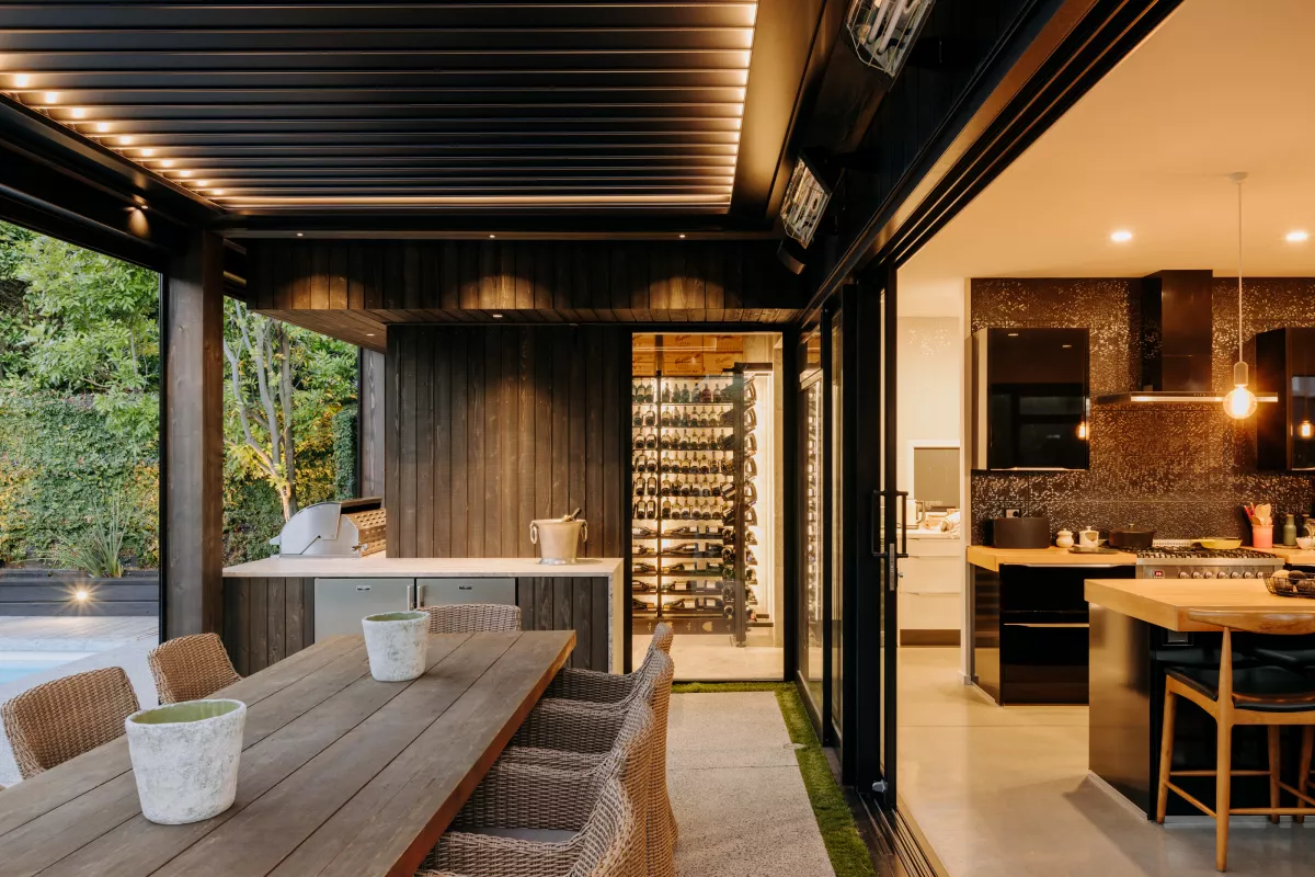 Outdoor Living, by Louvretec Bay of Plenty
