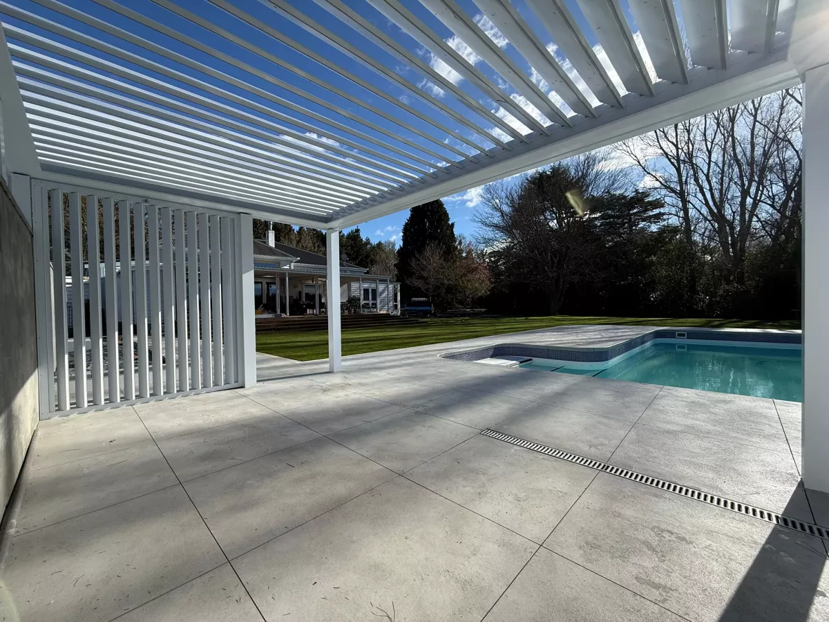 200/35 Slimline Roof and 135 Hi-Span Balustrade Louvre Panel by Louvretec Hawke's Bay