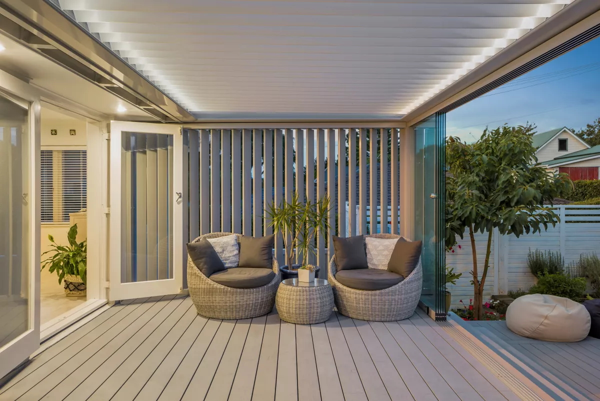 Opening Roof, Motorised Rectangular Sun Louvres and Slidetec Frameless Glass Doors by Louvretec Auckland