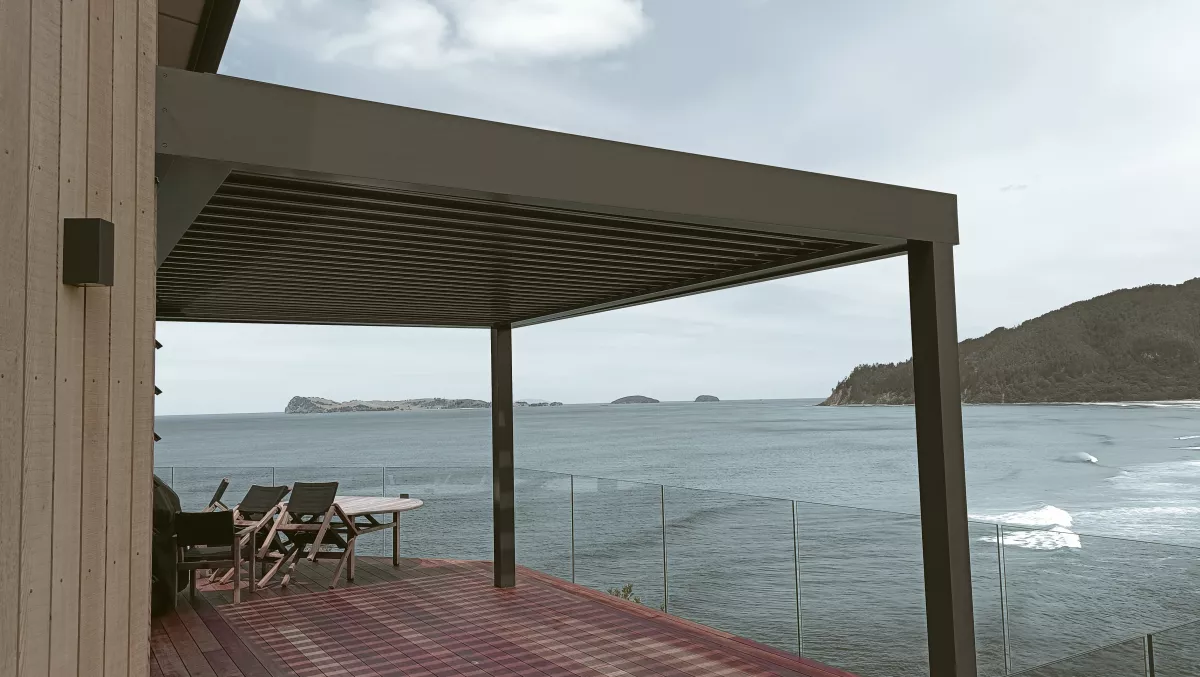 Coastal Living, by Louvretec Bay of Plenty