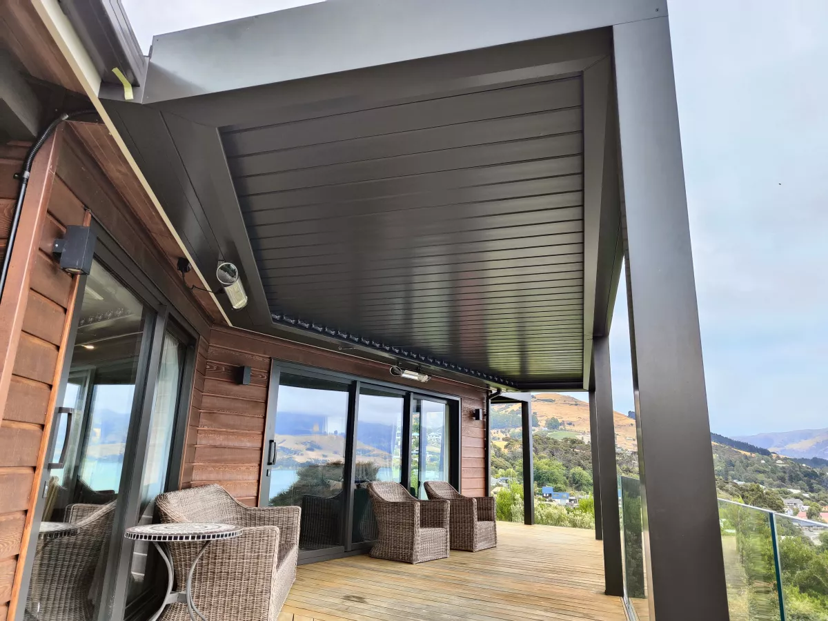 Tricky Angles are no problem for Louvretec Canterbury