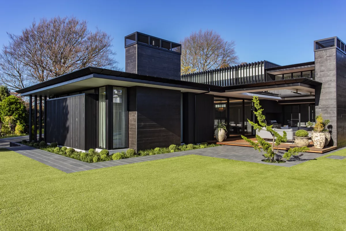 Retract Roof on this award winning home, by Louvretec Canterbury