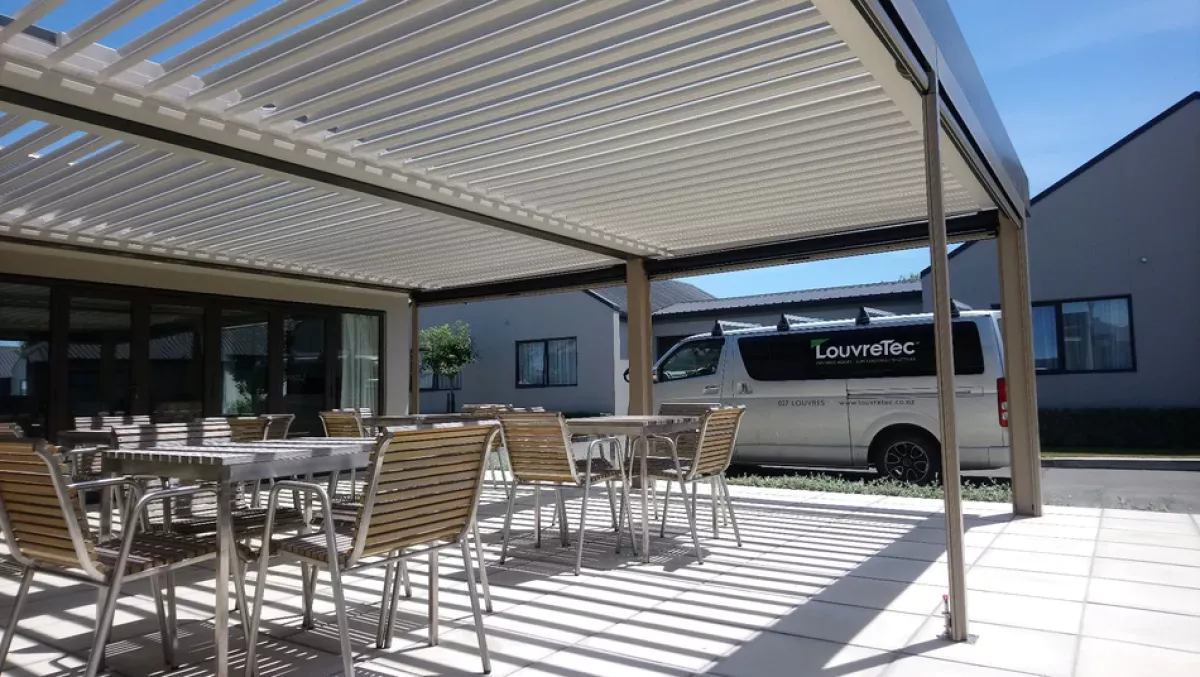 Opening Roofs by Louvretec Blenheim