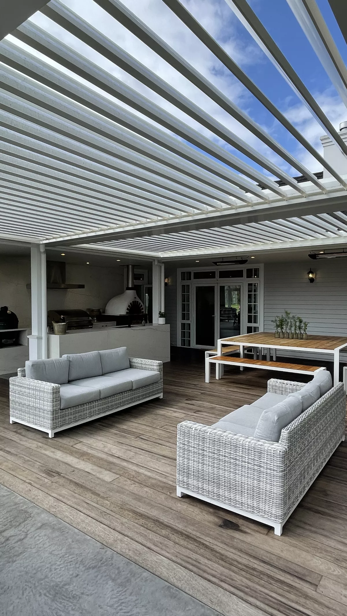 Outdoor Room, by Louvretec Bay of Plenty