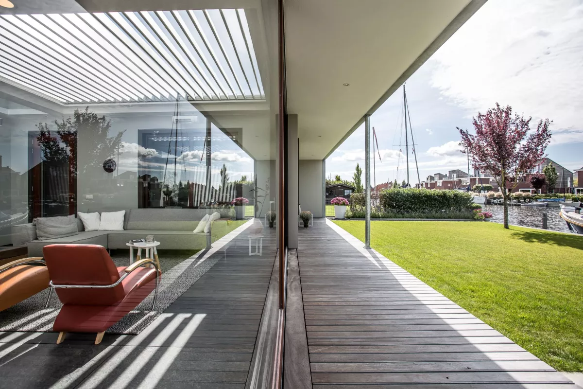 Opening Roof by Livium | Louvretec The Netherlands