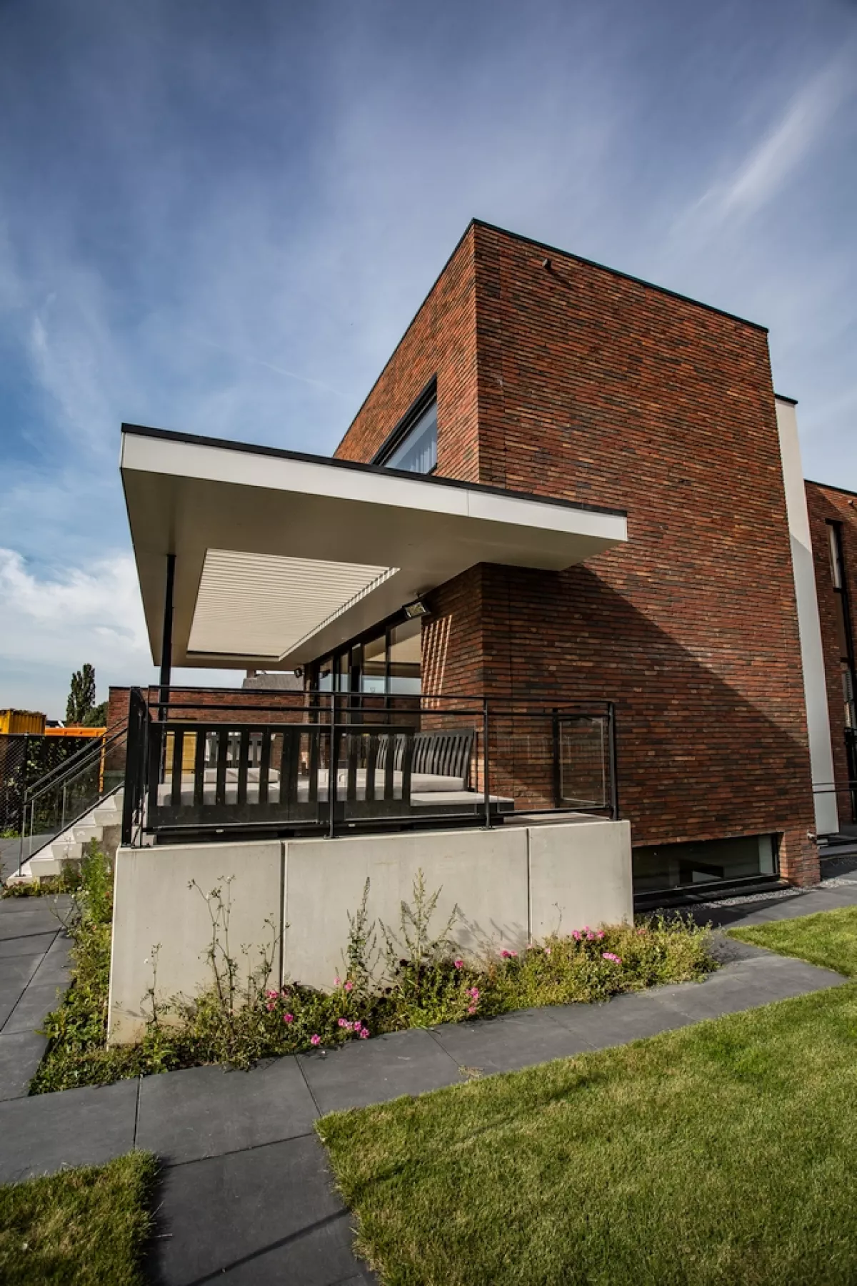 Opening Roof by Livium | Louvretec The Netherlands
