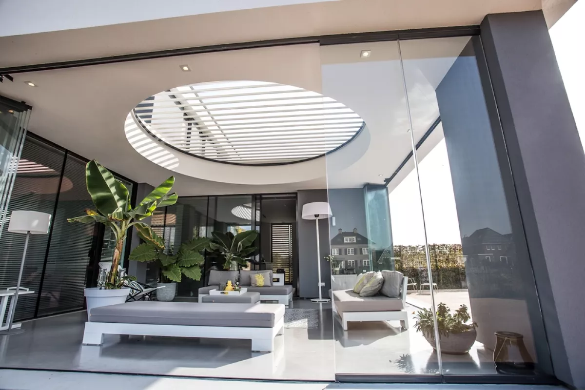 Opening Roof by Livium | Louvretec The Netherlands