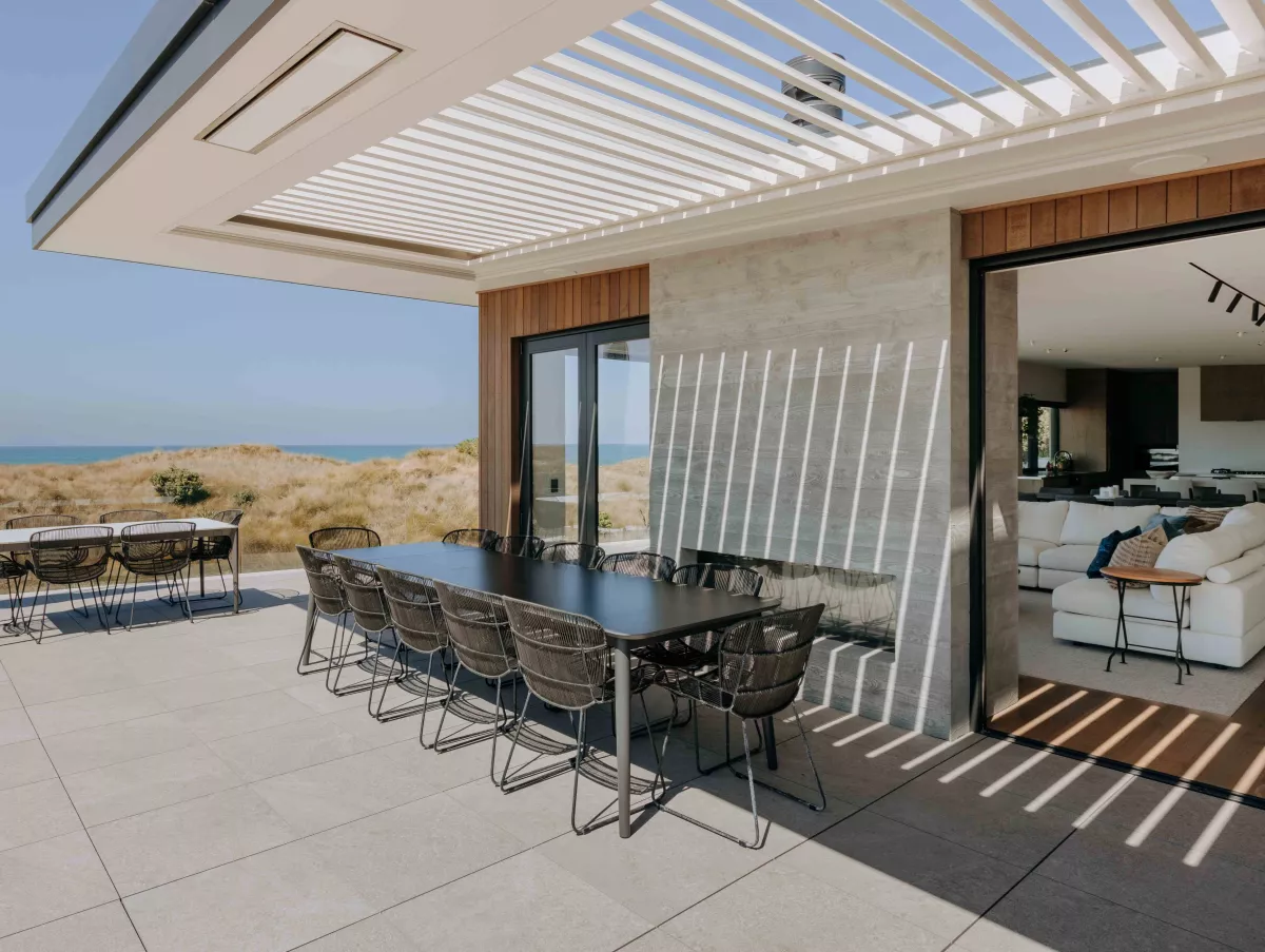 Coastal Living, by Louvretec Bay of Plenty