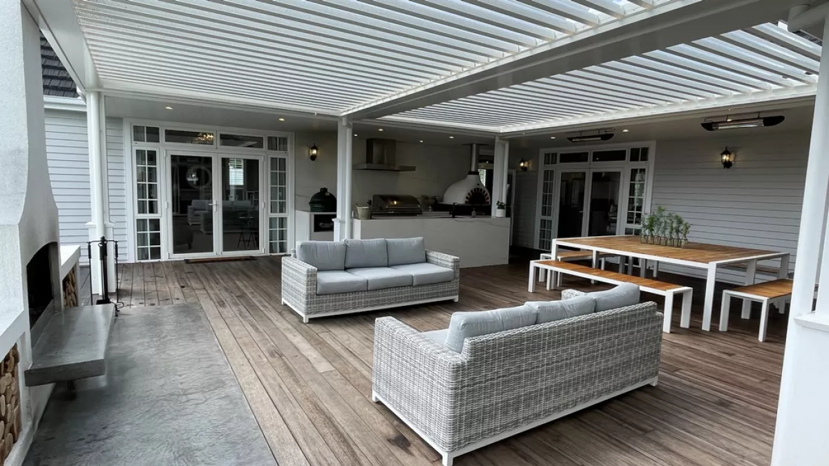 Outdoor Living by Louvretec Wellington