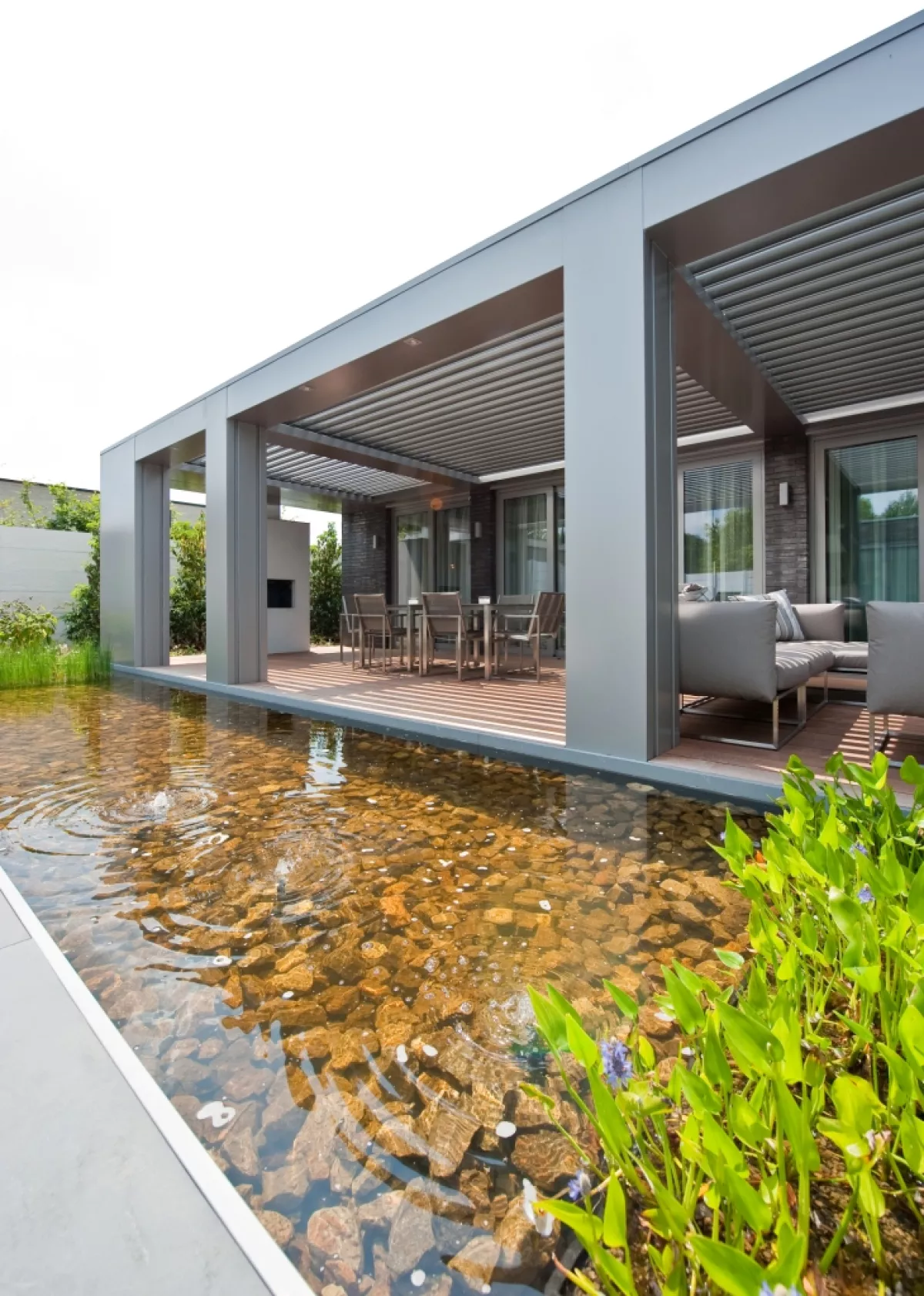 Louvretec Opening Roof