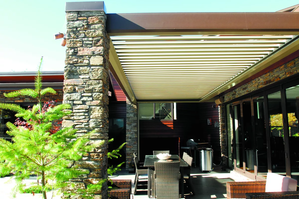 Motorised, Louvretec Opening Roof 