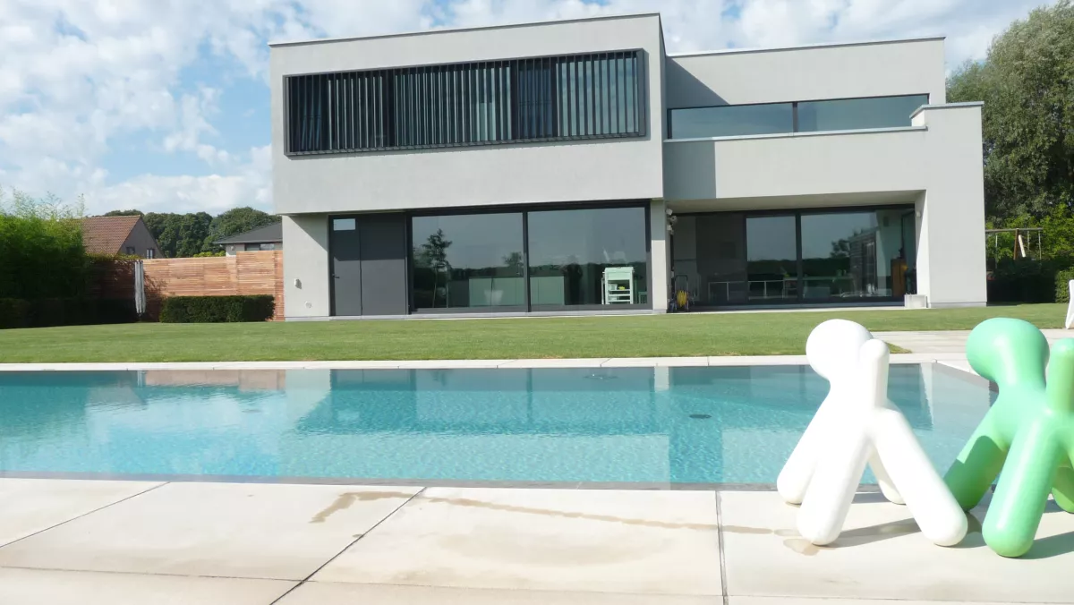 Sun Louvres providing privacy, design and shade control
