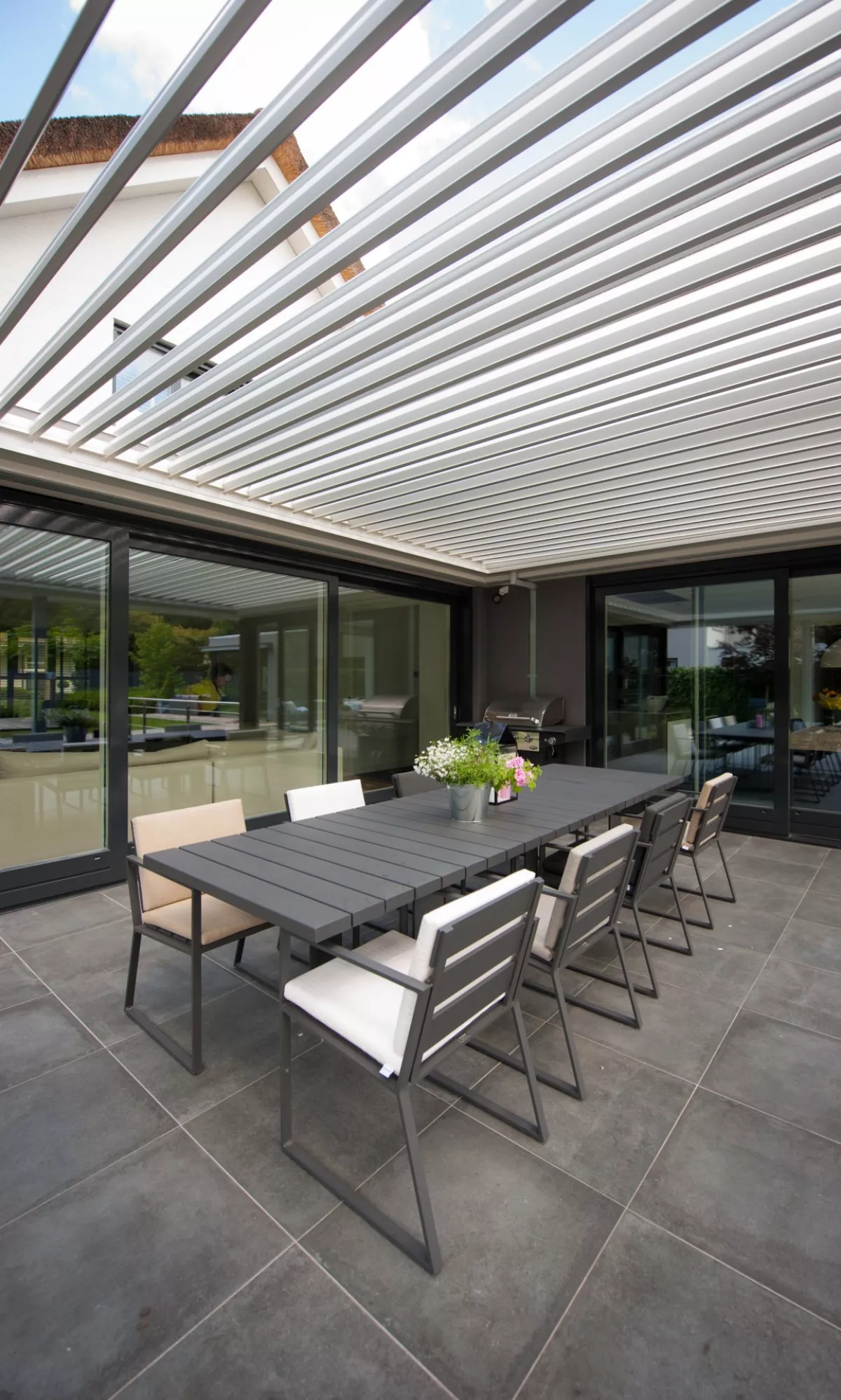 Motorised, Louvretec Opening Roof 