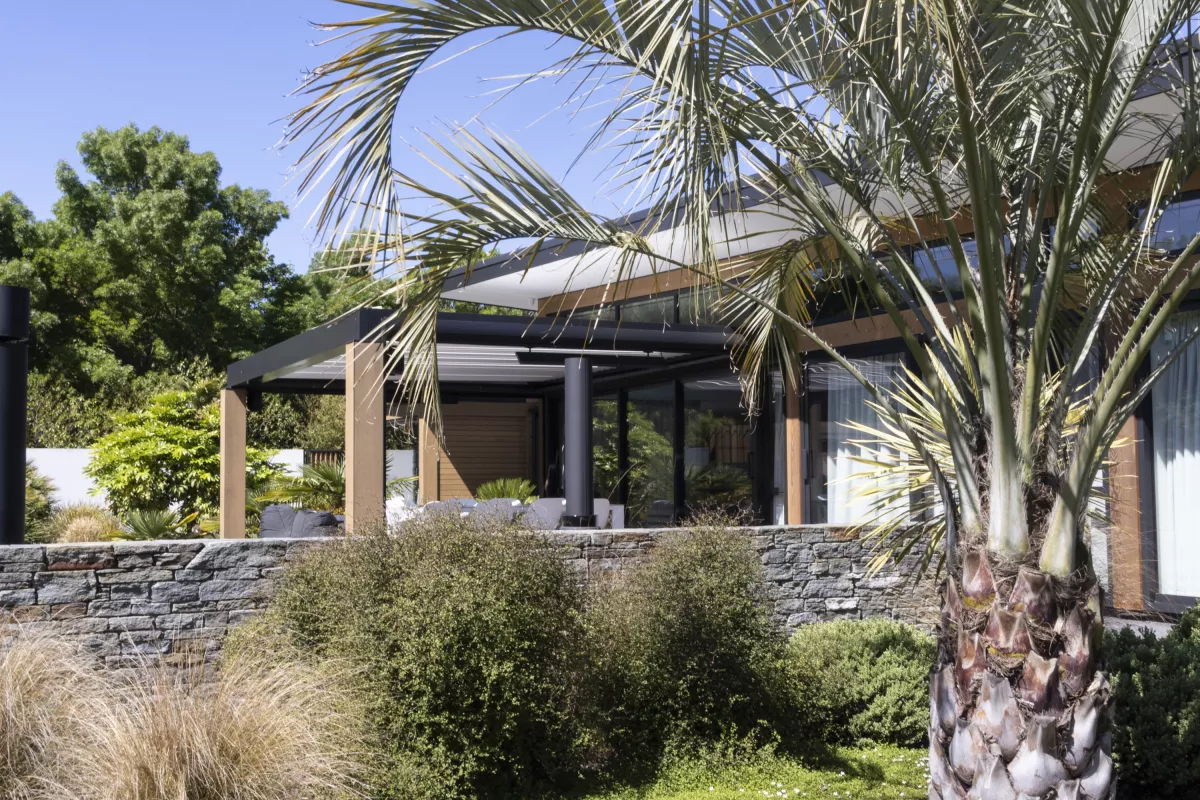 Outdoor living by Louvretec Canterbury